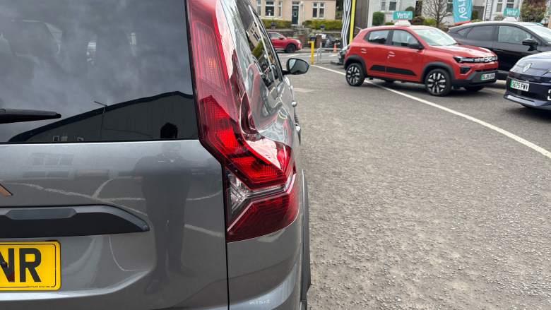 Dacia Jogger 1.6 HEV Extreme 5dr Auto Hybrid Estate